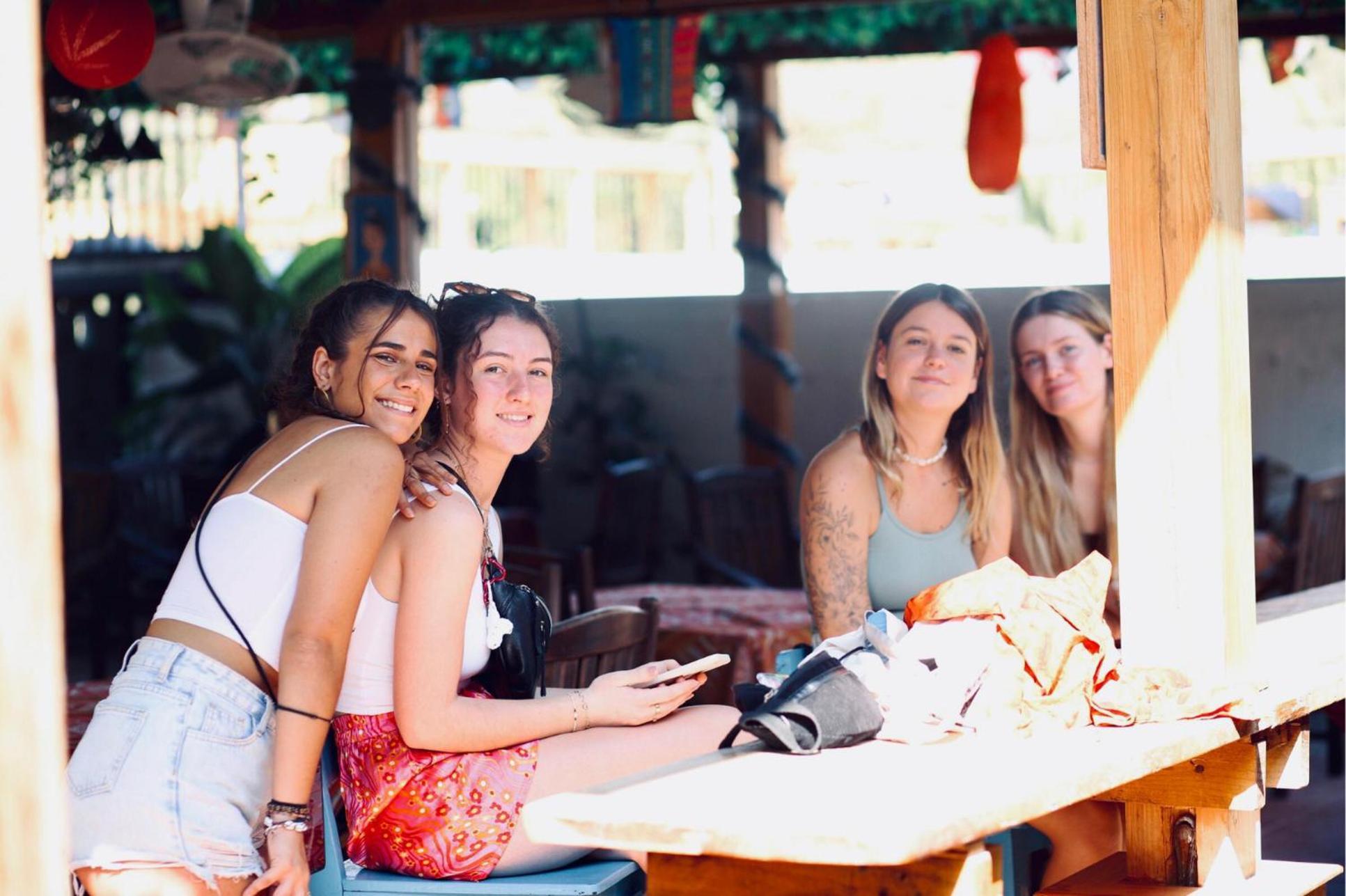 לואנג פרבאנג Chanthavong Hostel מראה חיצוני תמונה